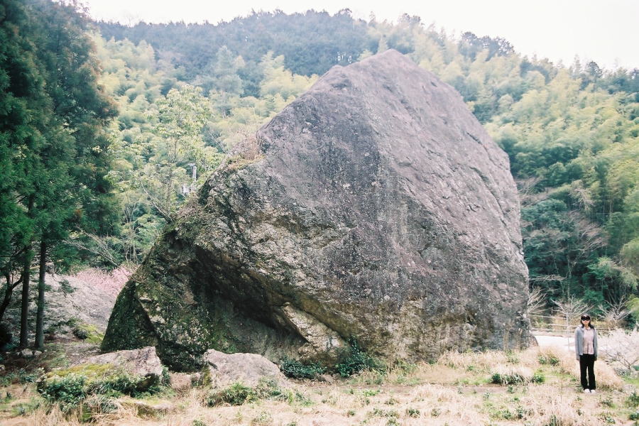 大石神社「河内の大石」・磐座・巨石
